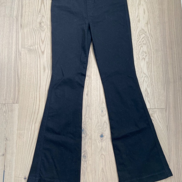 Spanx SPANXshape™ EveryWear Flare Jeans - Picture 3 of 6